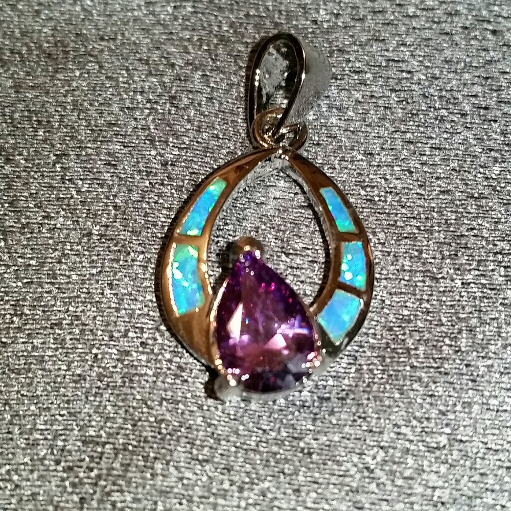 .925 Silver 2CT Amethyst & Blue Fire Opal Pendant - Picture 1 of 5